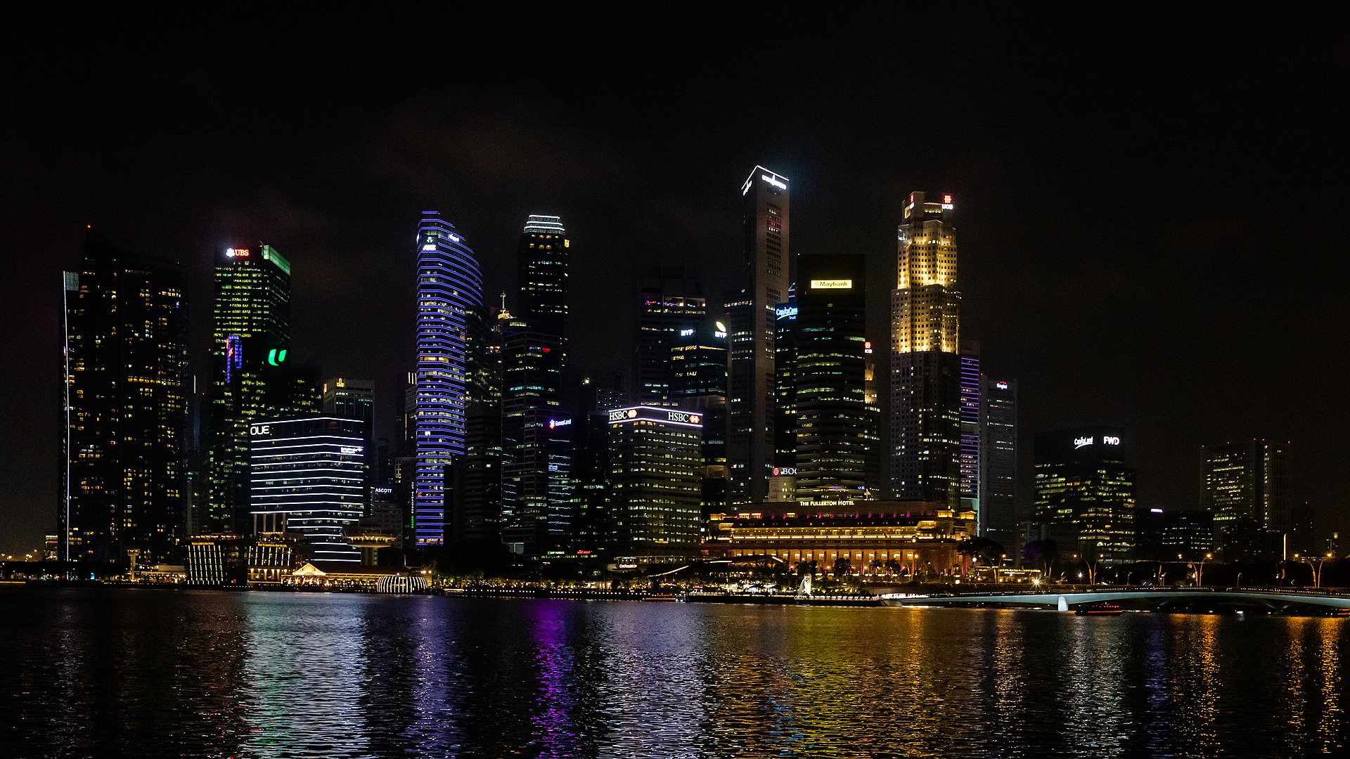 Marina Bay waterfront and city lights in Singapore